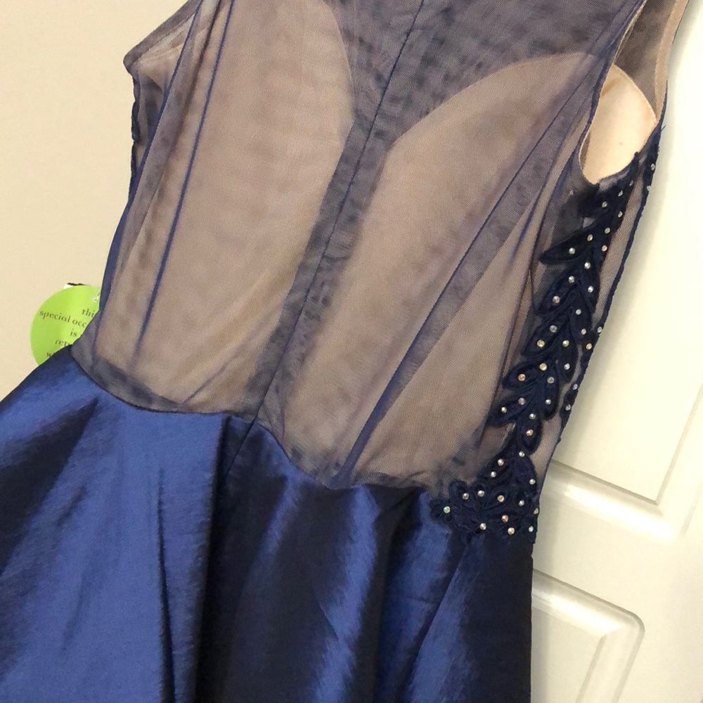 Homecoming,winterformal dress! never worn,has tags - Picture 5 of 5